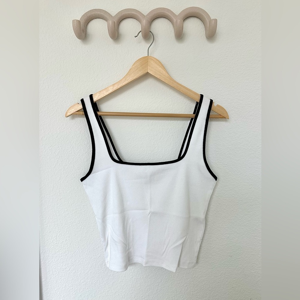 Abercrombie & Fitch Essential Cropped Squareneck Rib Tank